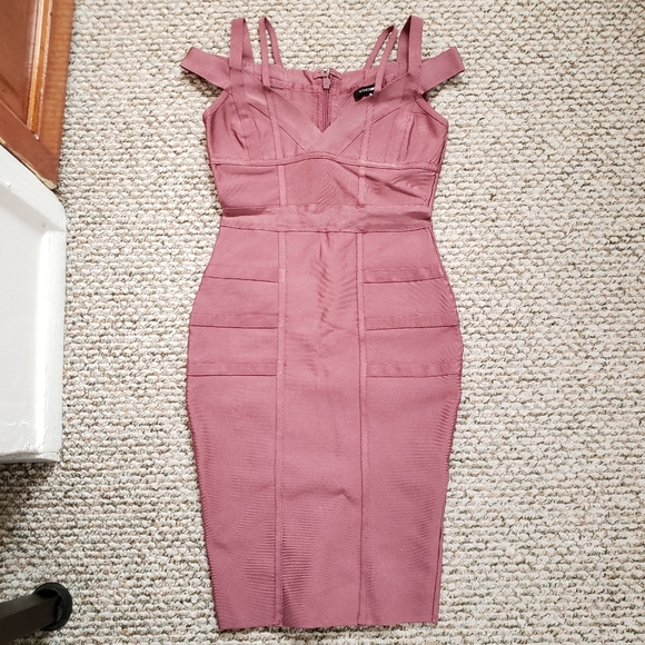 Fashion Nova Dresses & Skirts - Fashion Nova Mauve Bandage Dress.